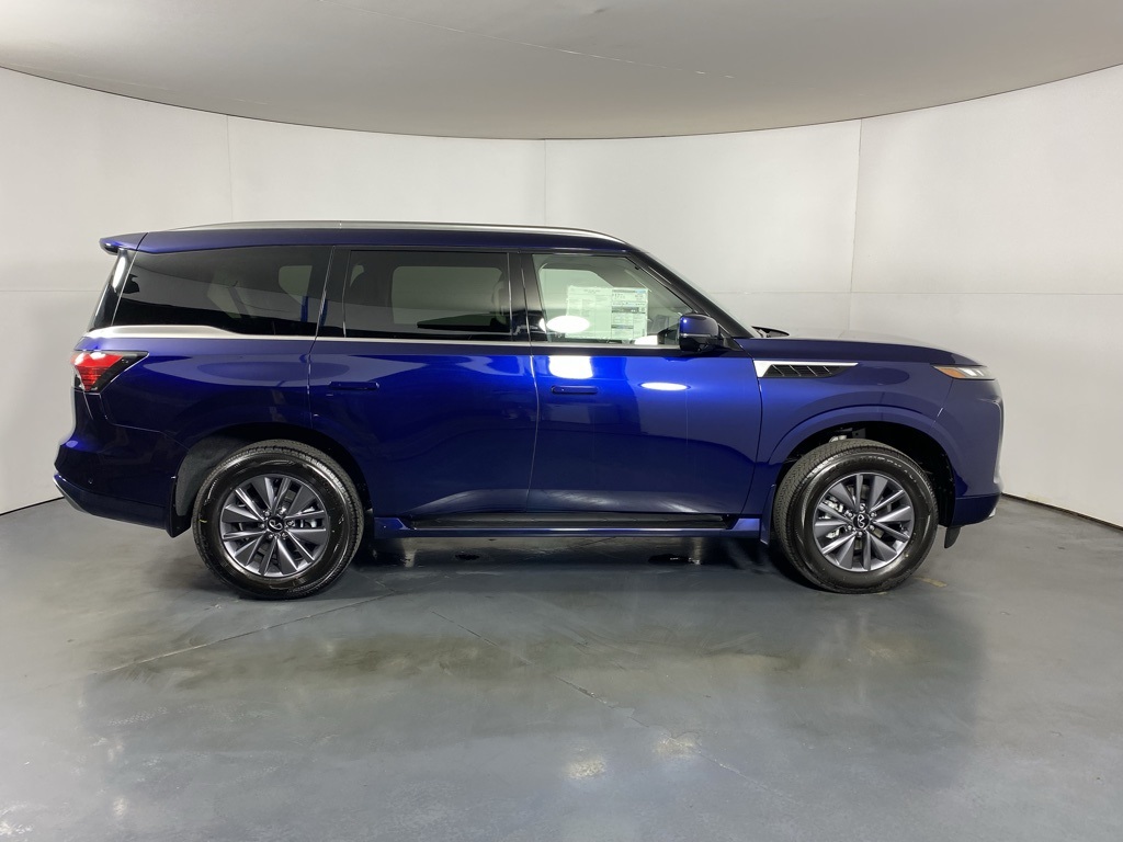 2026 Infiniti QX80 Pure photo 8