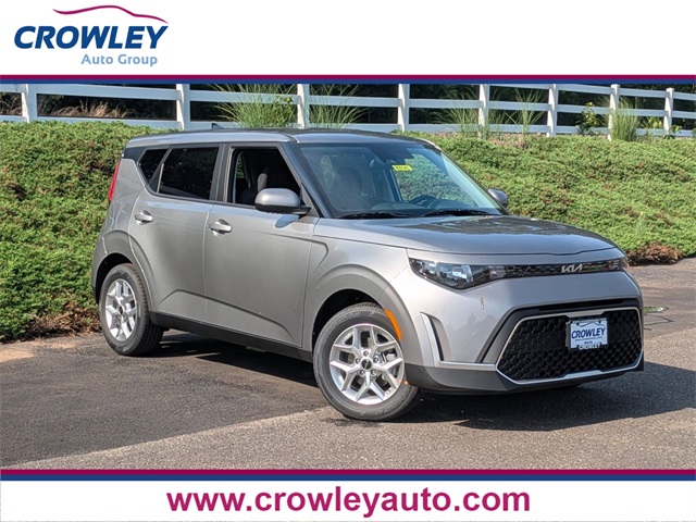 2025 Kia Soul LX's photo