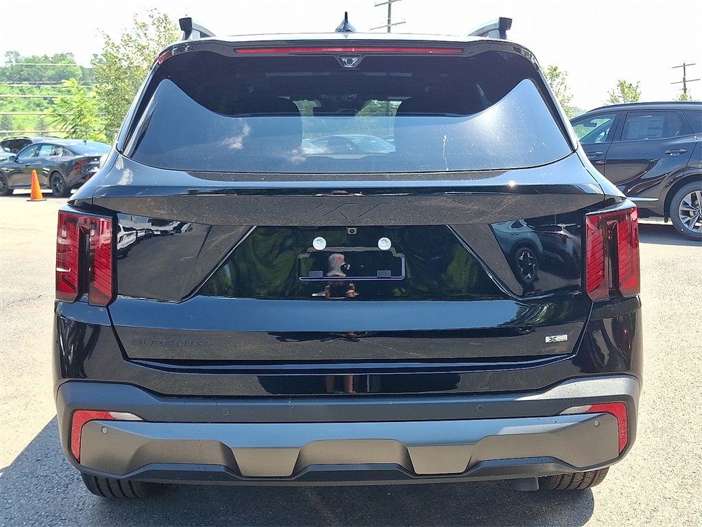 2025 Kia Sorento X-Line SX Prestige photo 3