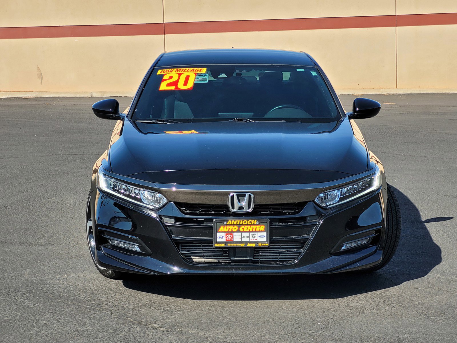 2020 Honda Accord Sport photo 2