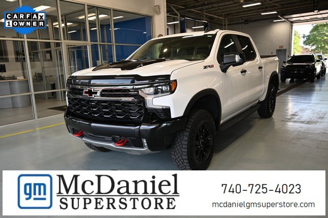 2024 Chevrolet Silverado 1500 ZR2's photo