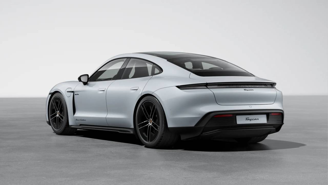 2026 Porsche Taycan 4 photo 3