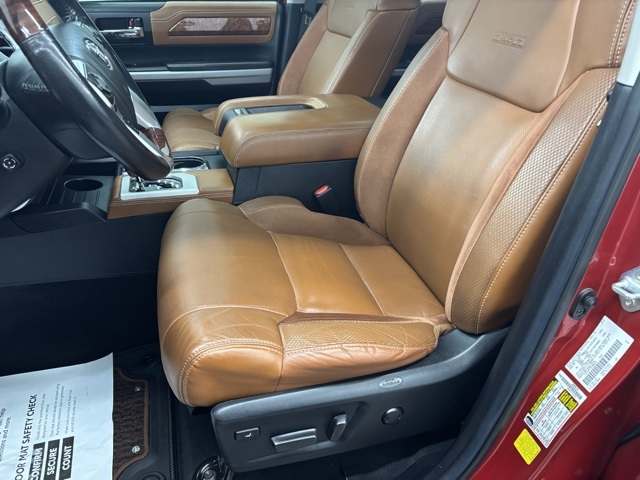 2021 Toyota Tundra Platinum Grade photo 14
