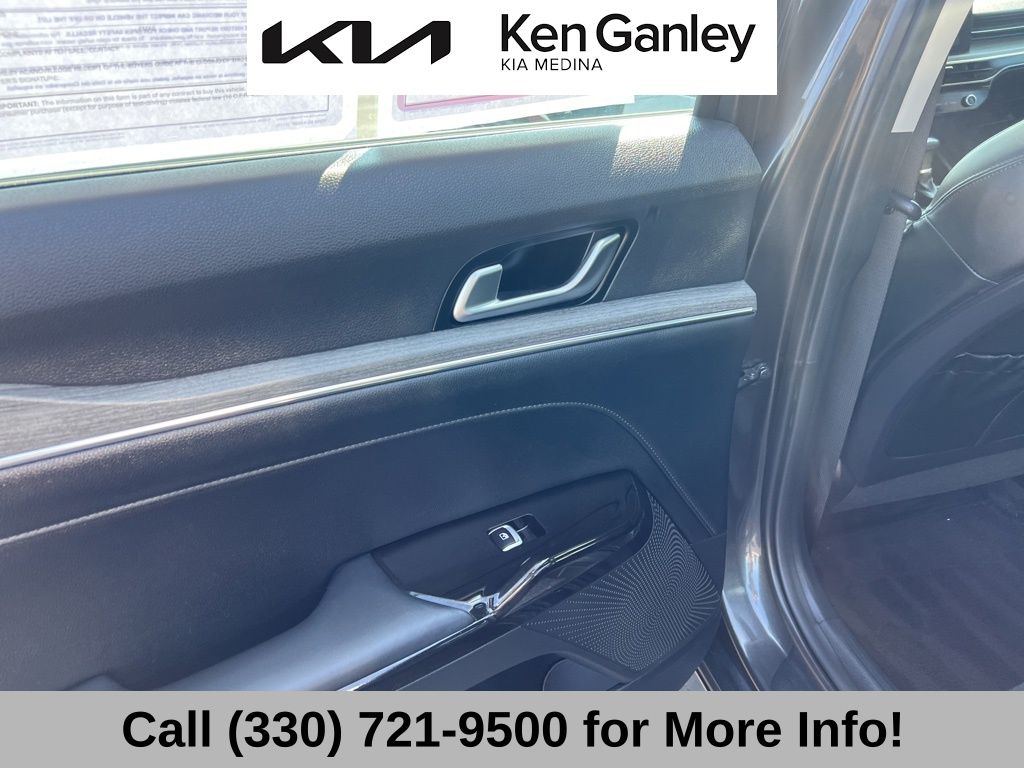 2025 Kia K5 EX photo 39