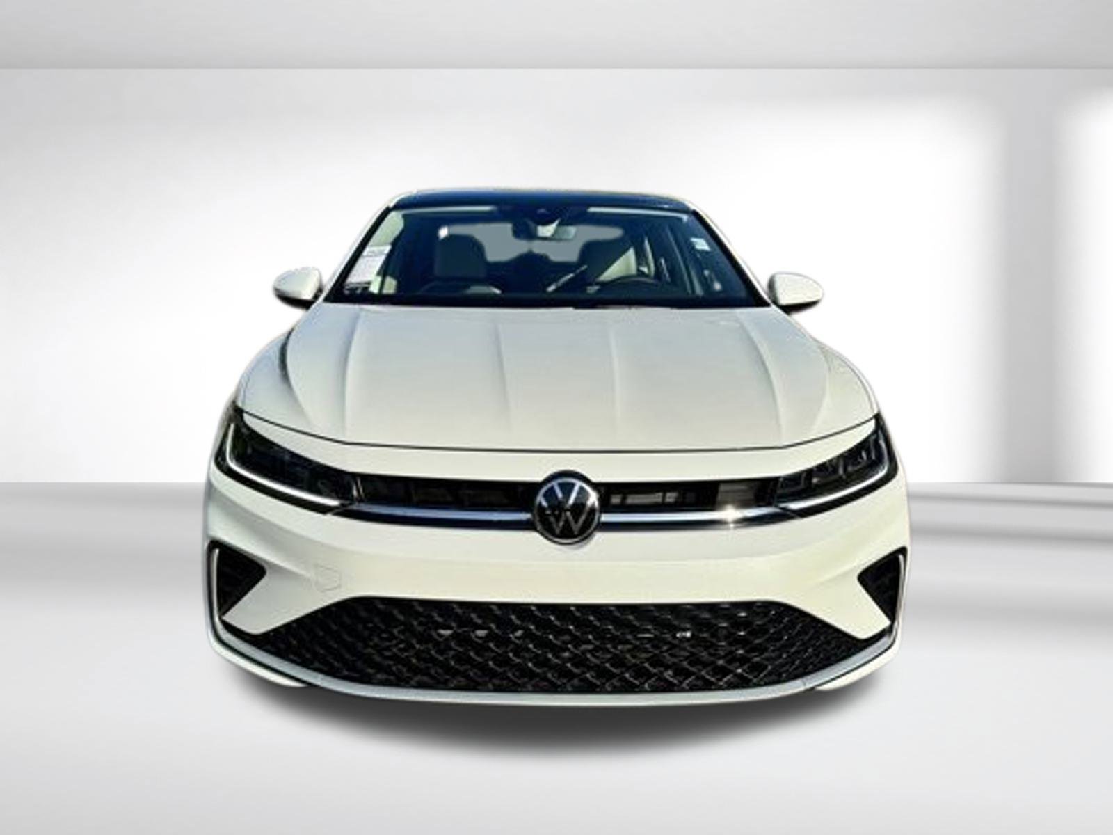 2025 Volkswagen Jetta SE photo 2