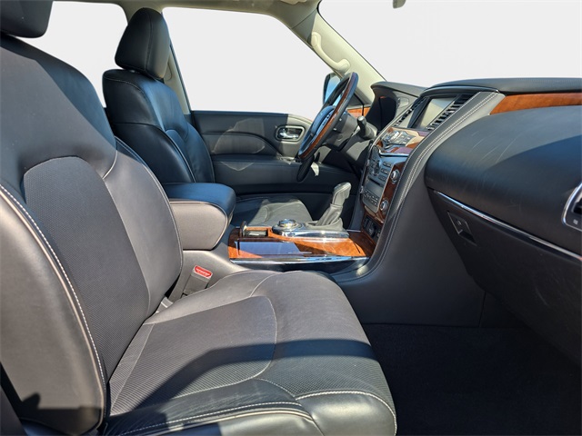 2019 Infiniti QX80 Luxe photo 6