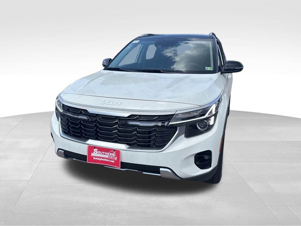 2024 Kia Seltos SX photo 4