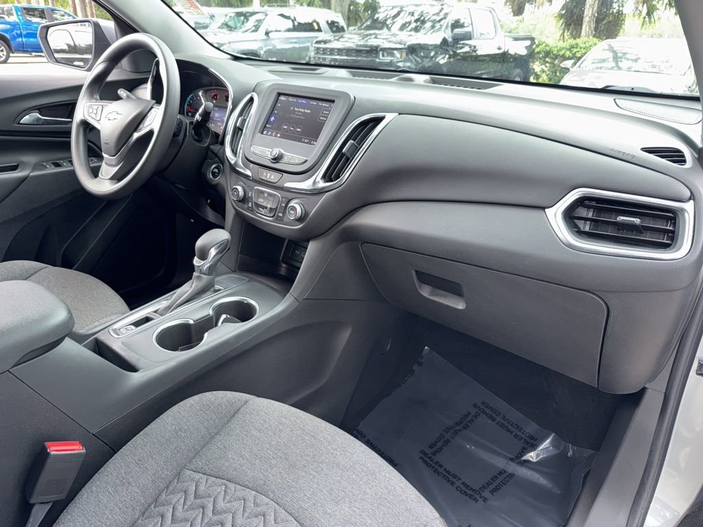 2023 Chevrolet Equinox LT photo 23