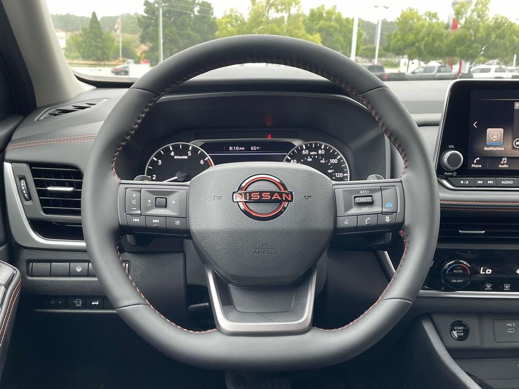 2026 Nissan Rogue SV photo 8