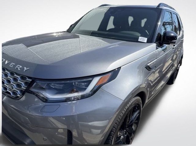 2025 Land Rover Discovery S's photo