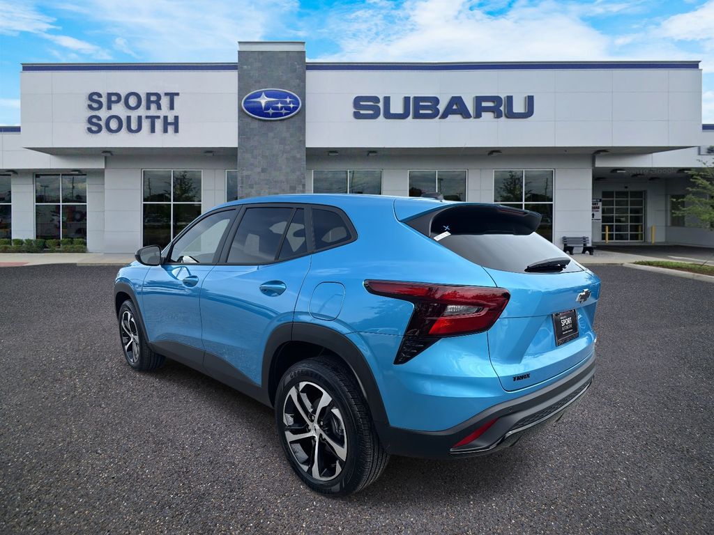 2025 Chevrolet Trax photo 5