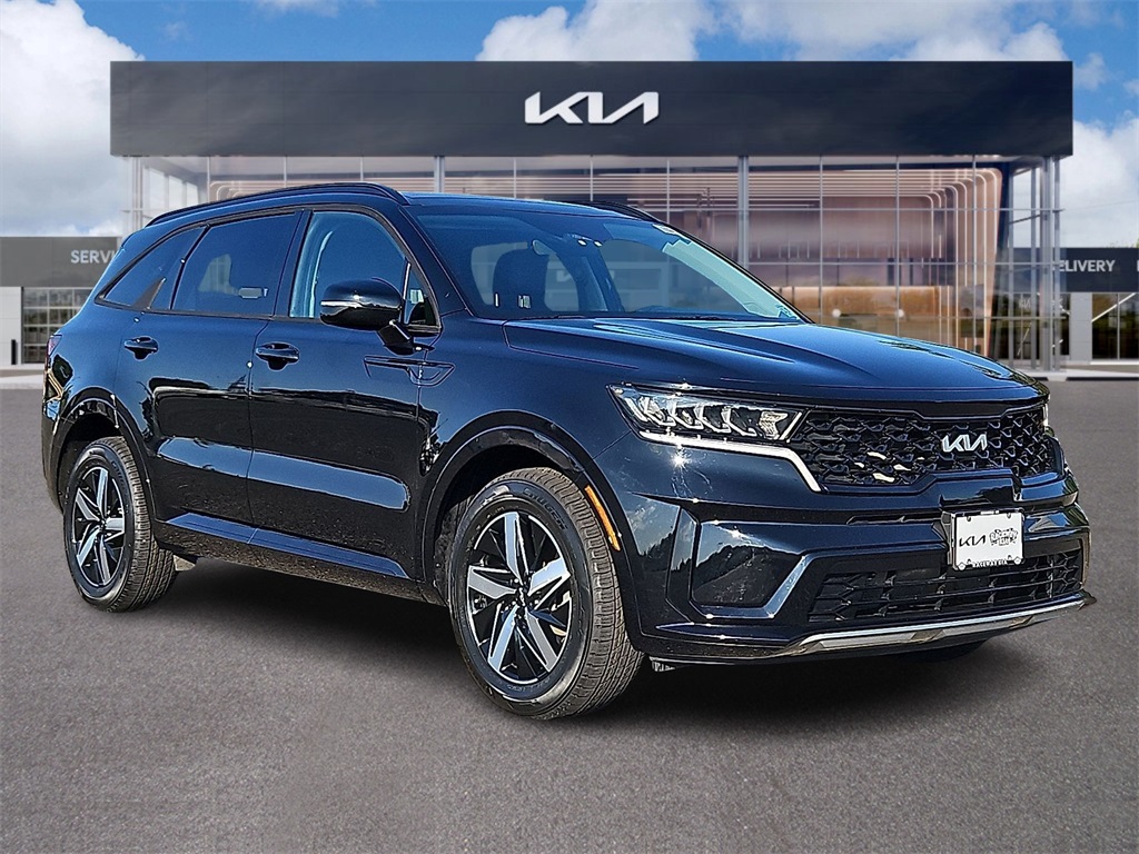 2022 Kia Sorento S's photo