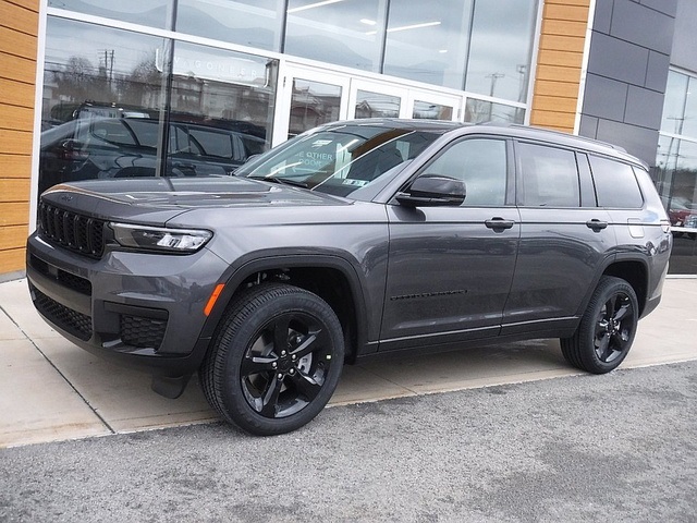 2025 Jeep Grand Cherokee L Altitude's photo