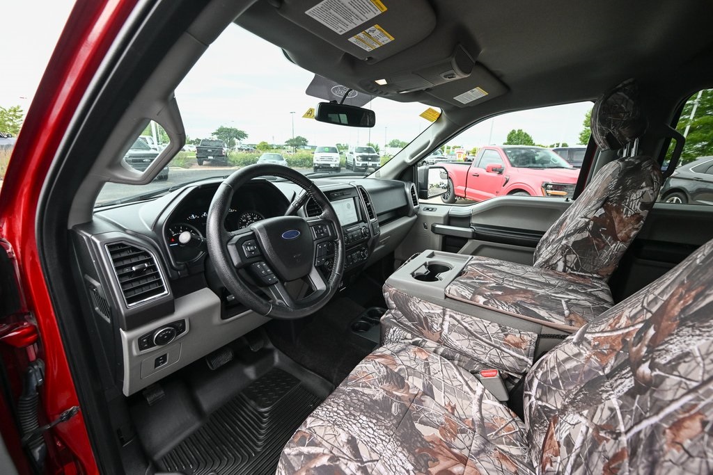 2016 Ford F-150 XLT photo 15