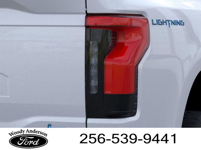 2025 Ford F-150 Lightning XLT photo 20