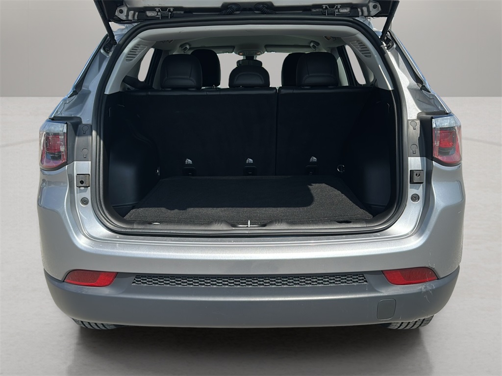 2018 Jeep Compass Latitude photo 17