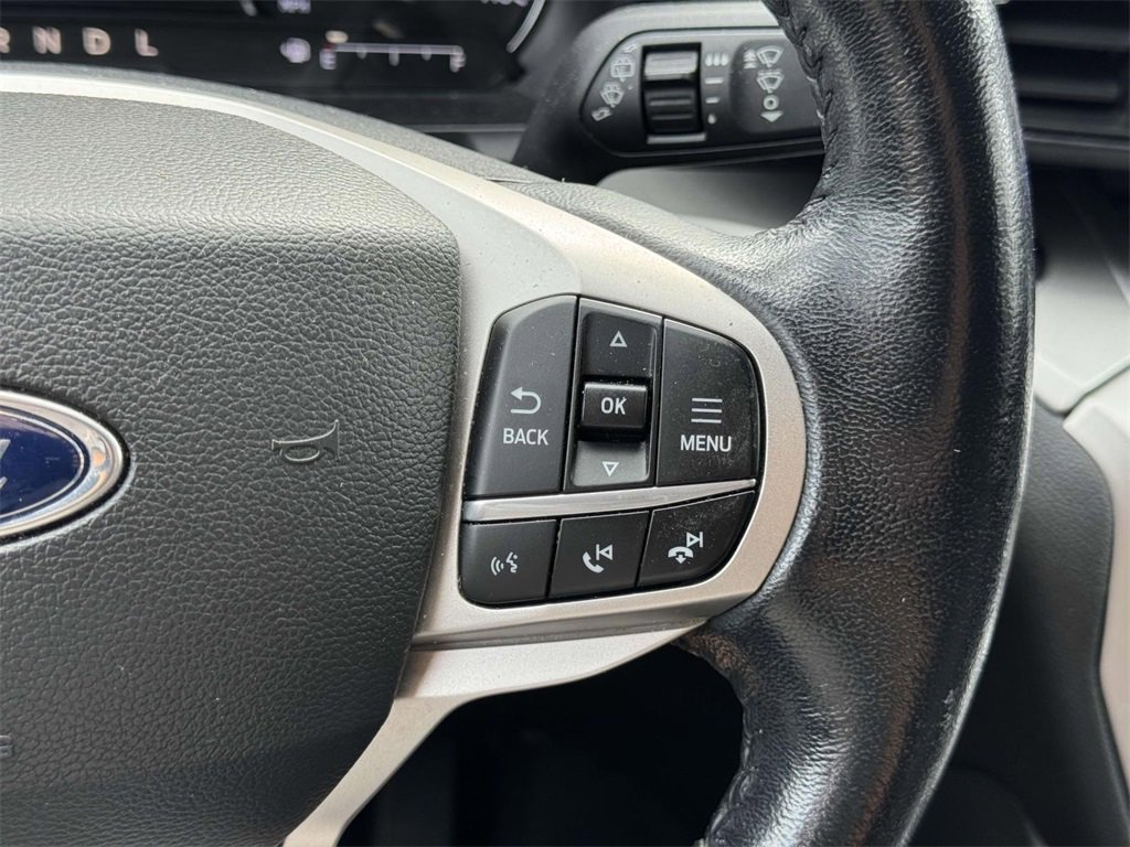 2022 Ford Explorer XLT photo 10