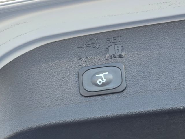 2017 Ford Escape SE photo 20