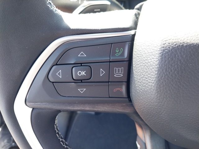 2025 Jeep Grand Cherokee Limited photo 4