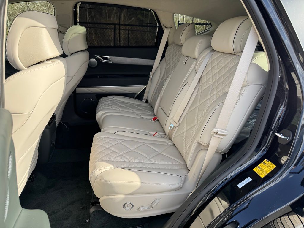 2025 Genesis GV80 3.5T Prestige photo 21