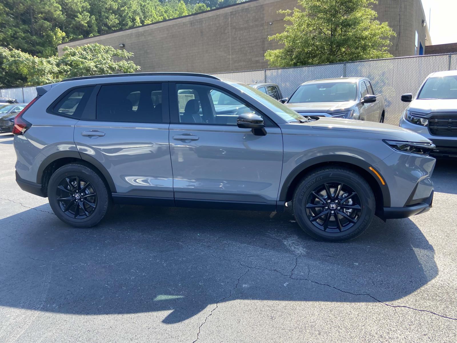 2026 Honda CR-V Hybrid Sport photo 2