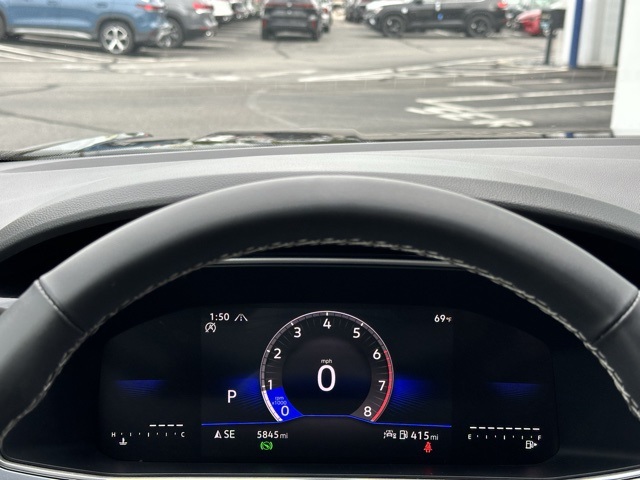 2025 Volkswagen Taos SE photo 5