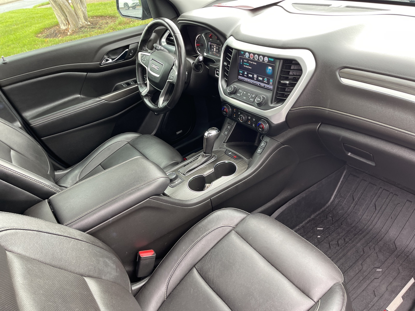 2019 Gmc Acadia SLT photo 26