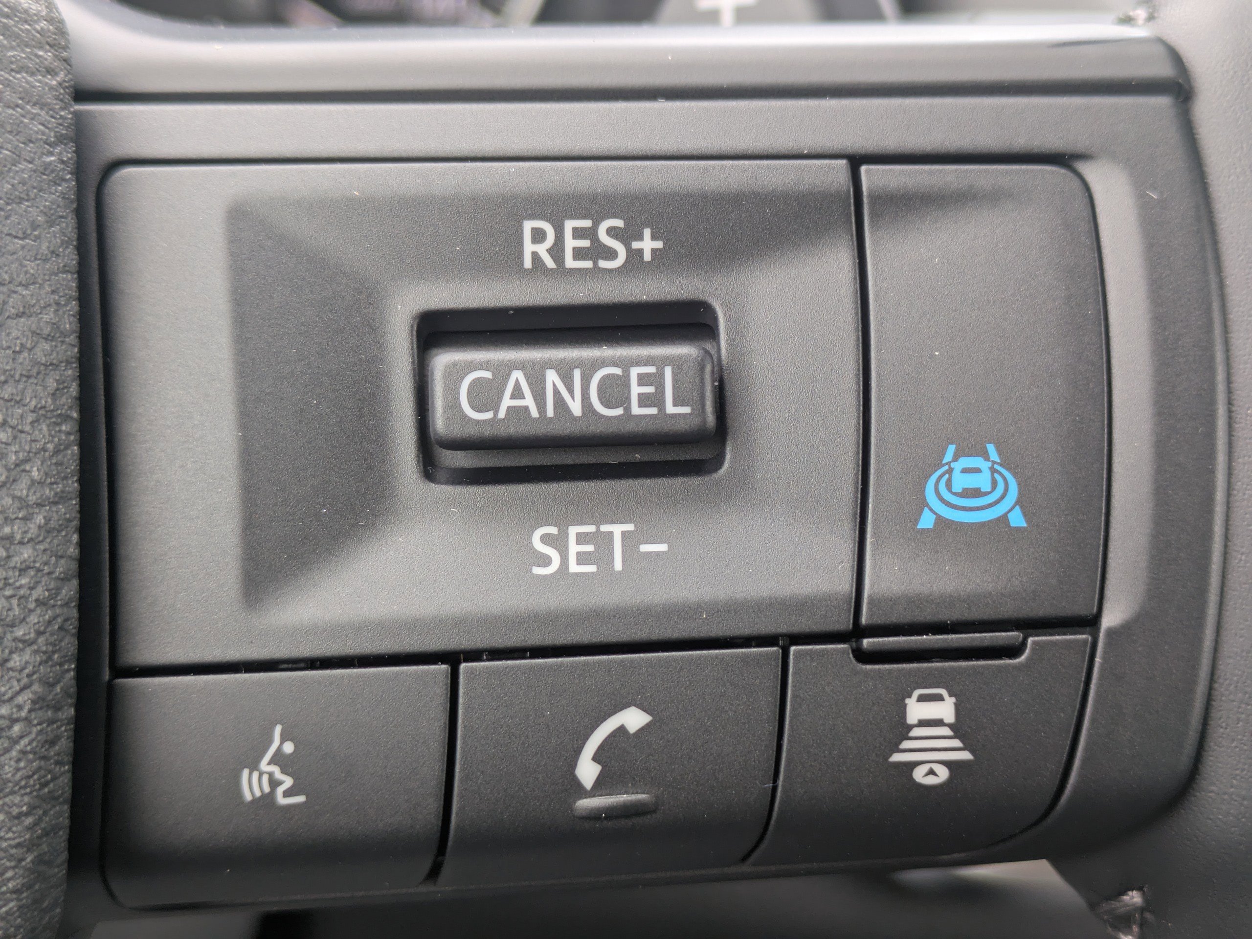 2026 Nissan Rogue SV photo 25