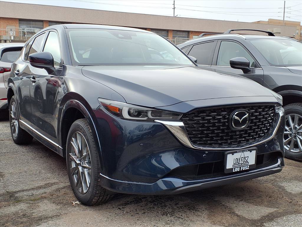 2025 Mazda CX-5 S Premium Plus package's photo