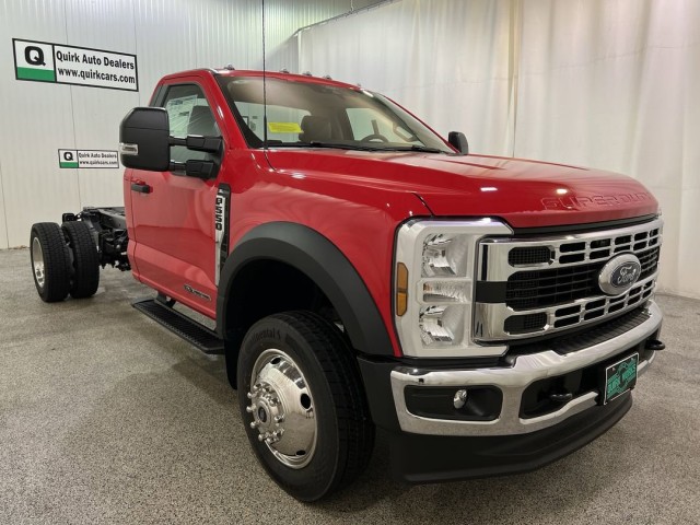 2025 Ford Super Duty F-550 DRW XL