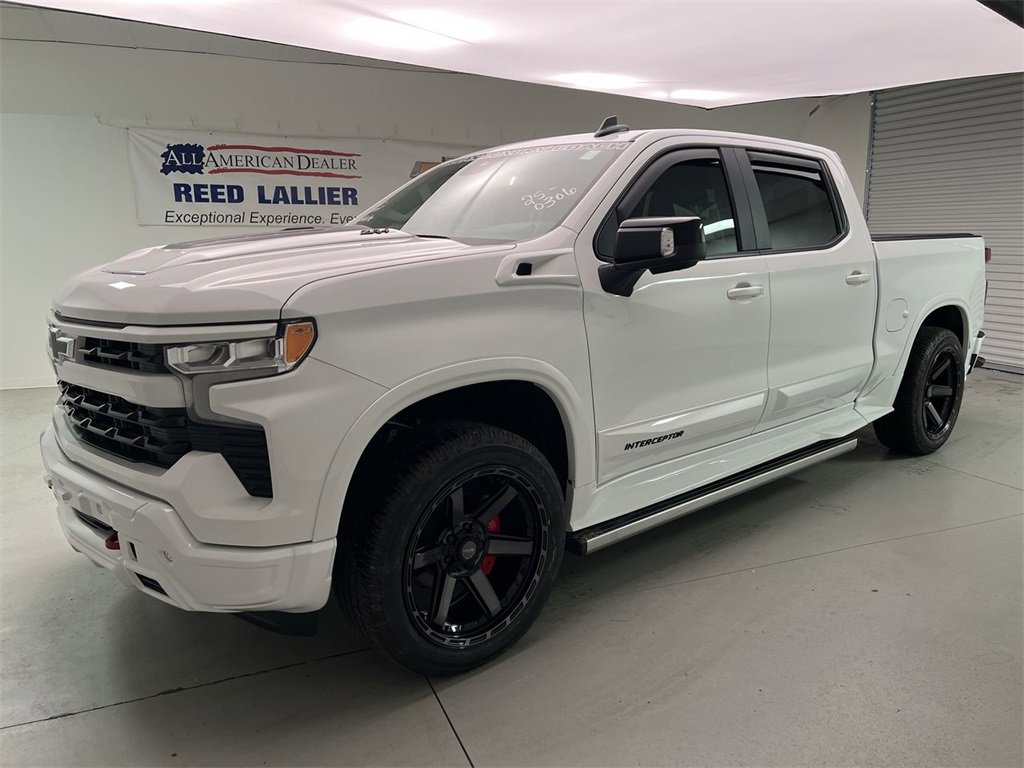2025 Chevrolet Silverado 1500 RST photo 4