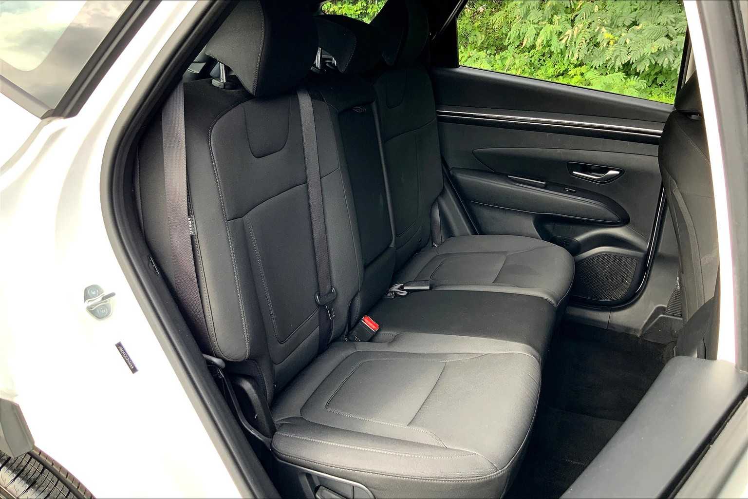 2024 Hyundai Tucson SE photo 17