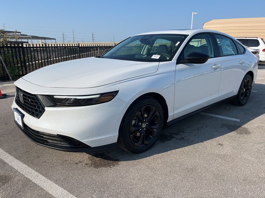 2025 Honda Accord SE's photo