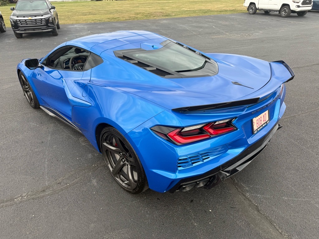 2024 Chevrolet Corvette E-Ray 2LZ photo 40