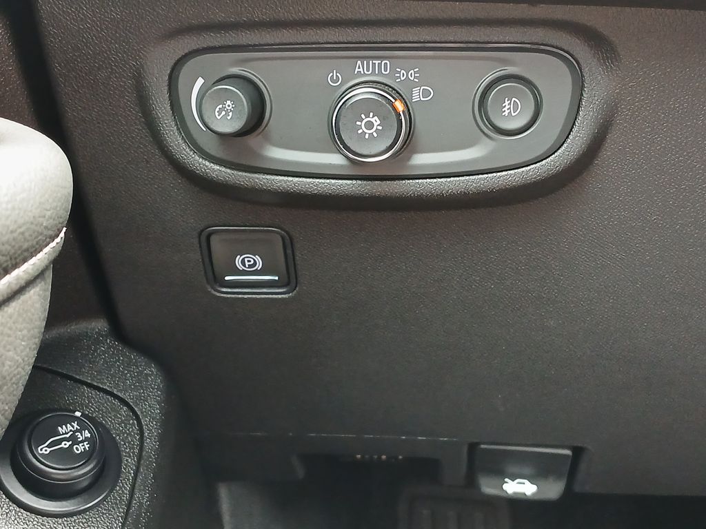 2024 Gmc Terrain SLT photo 18