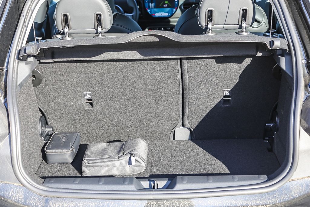 2025 Mini Cooper 2 Door Hardtop Signature photo 21