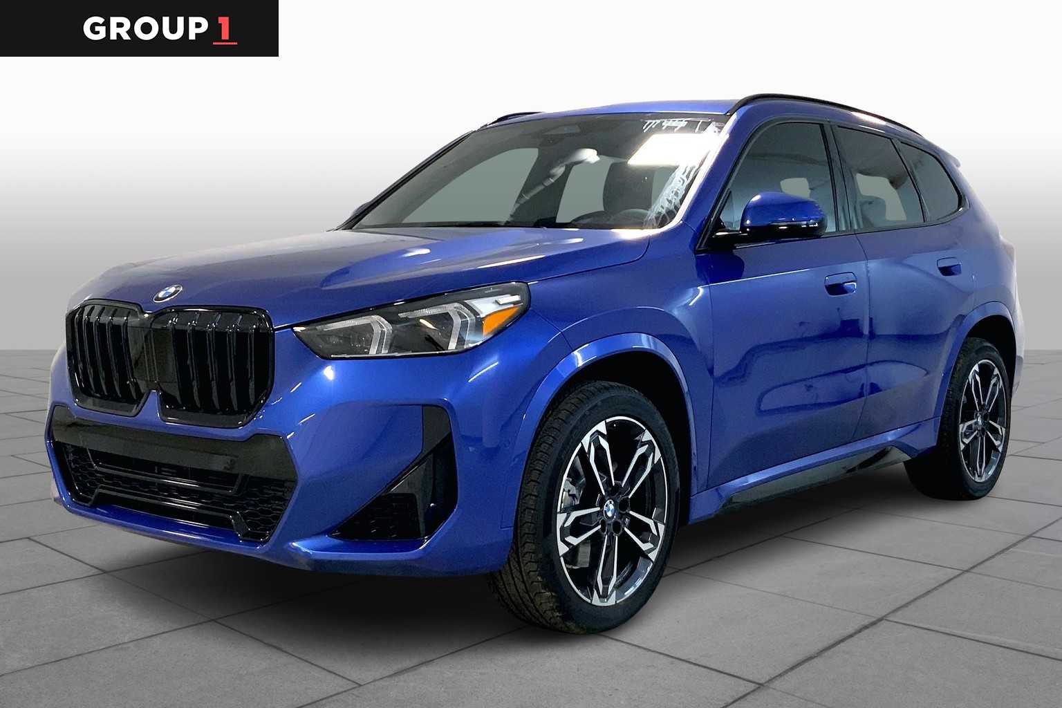 2026 BMW X1 28i's photo