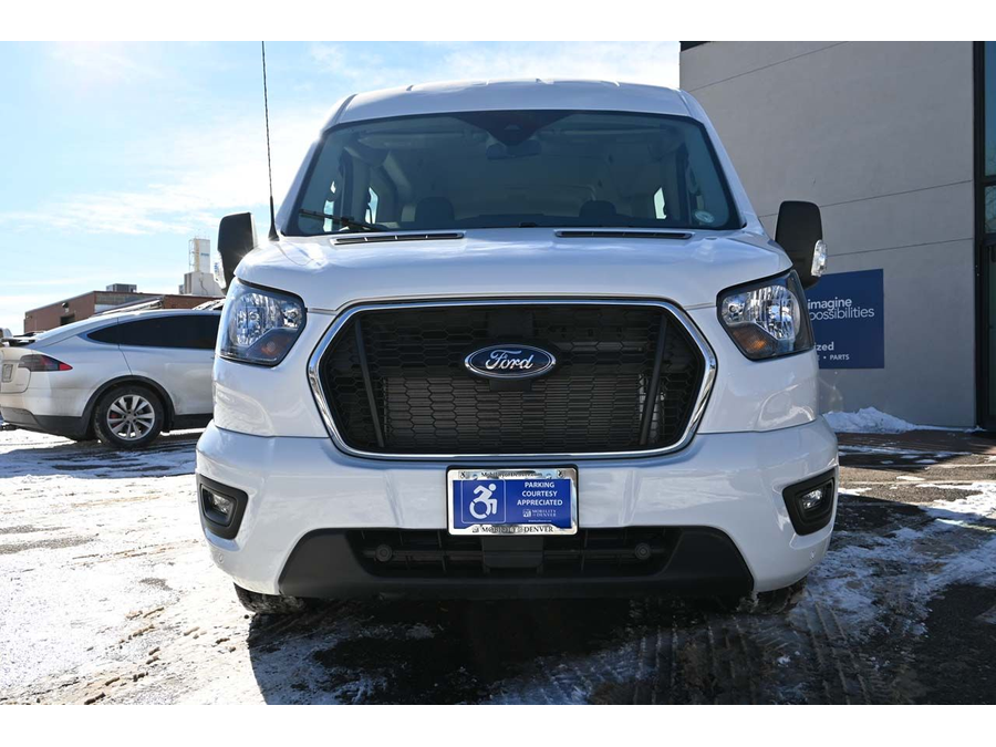 2023 Ford Transit XLT photo 4