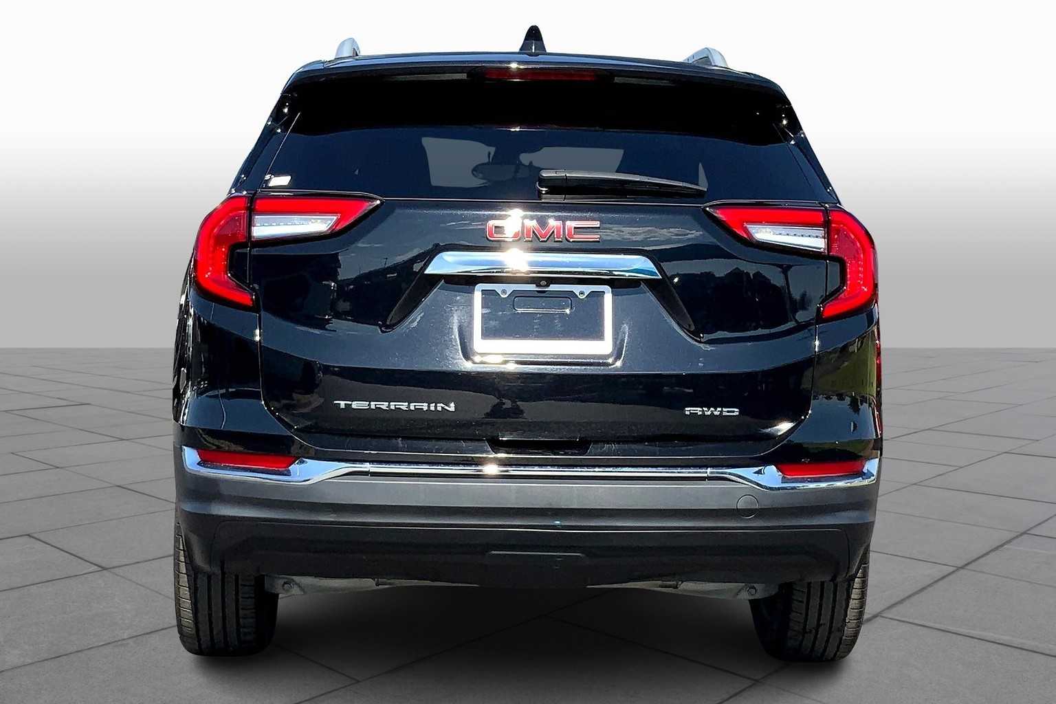 2024 Gmc Terrain SLT photo 4