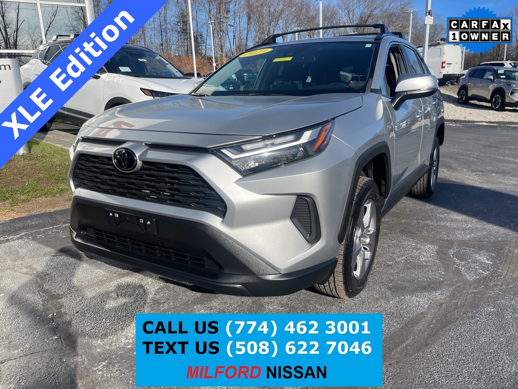 2023 Toyota RAV4 XLE's photo