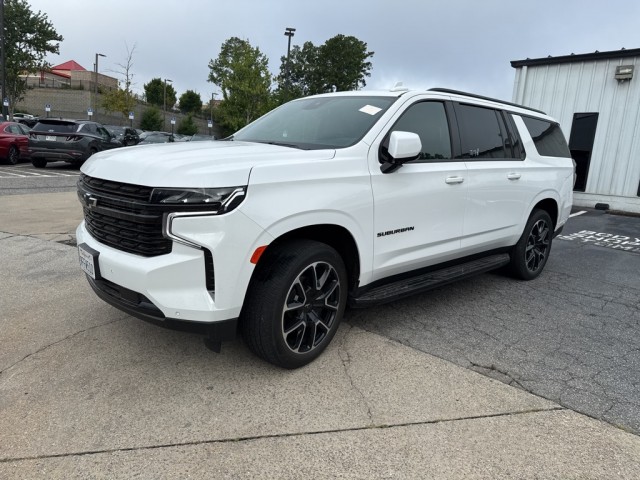 2023 Chevrolet Suburban RST
