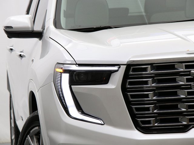 2025 Gmc Acadia Denali photo 4