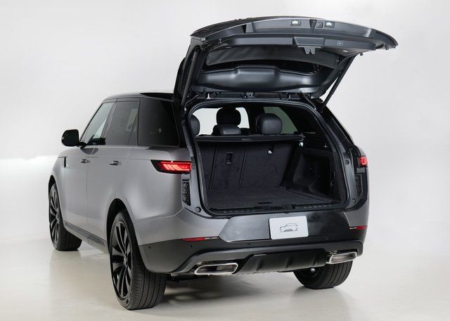 2025 Land Rover Range Rover Sport SE photo 28