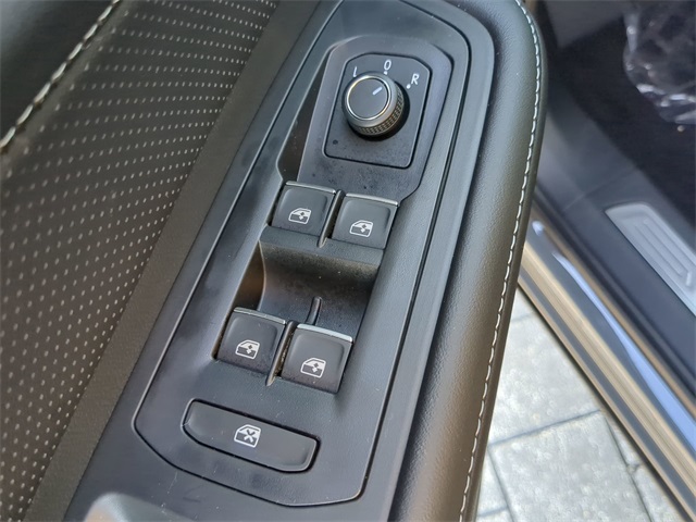 2026 Volkswagen Atlas SE Technology photo 20