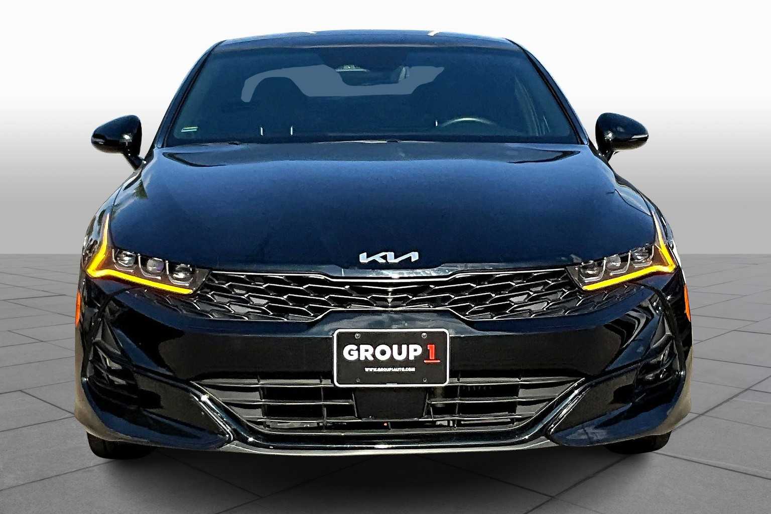 2022 Kia K5 GT-Line photo 3