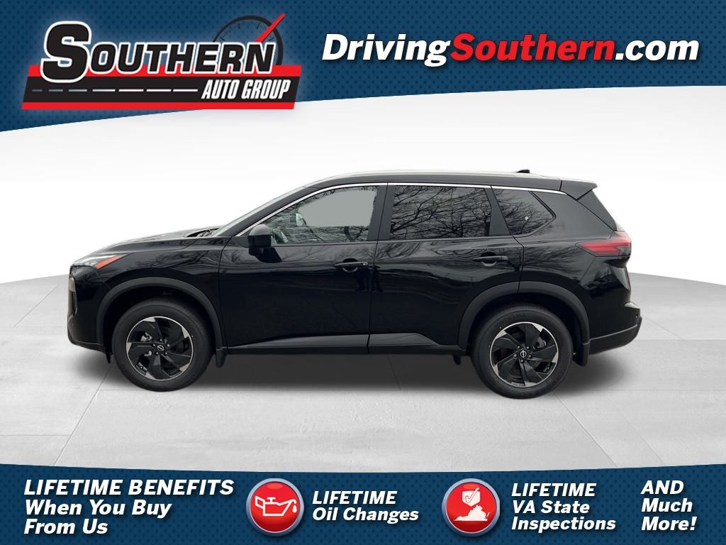 2025 Nissan Rogue SV's photo