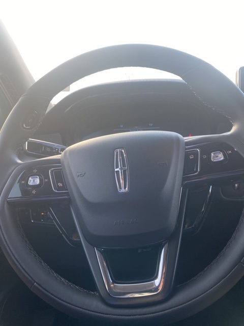 2023 Lincoln Corsair Standard photo 24
