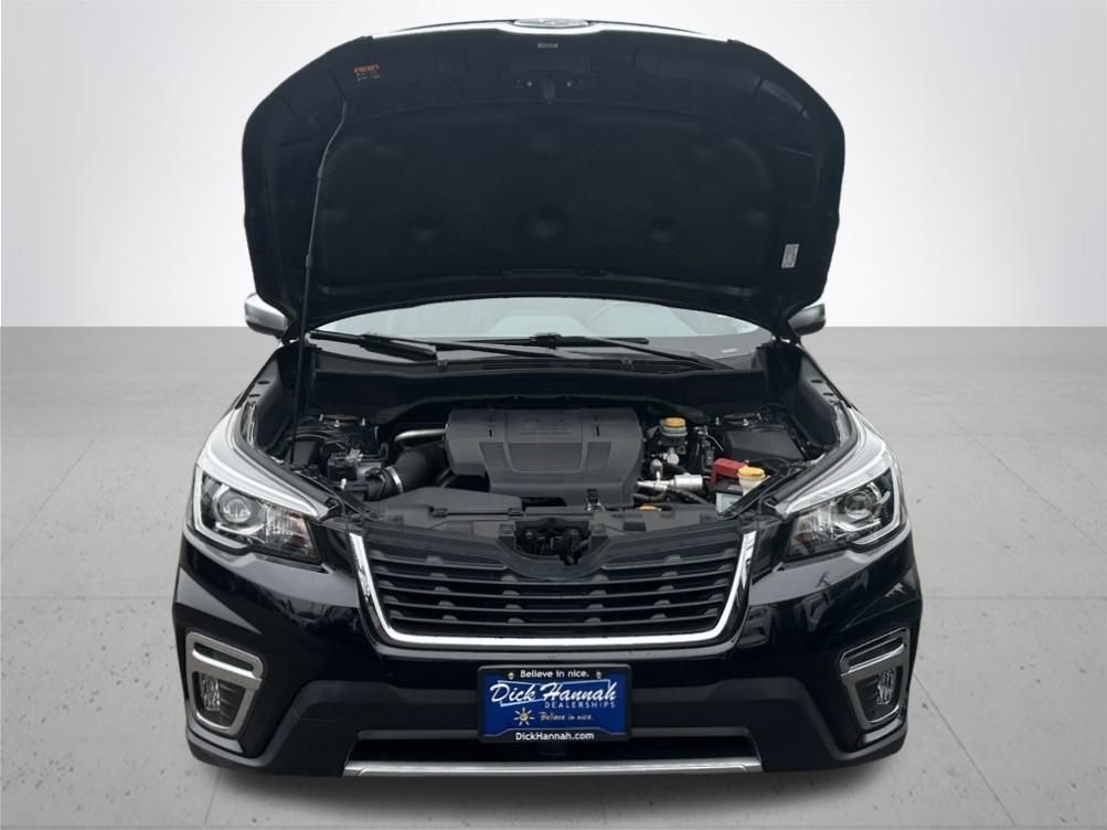 2019 Subaru Forester Touring photo 4