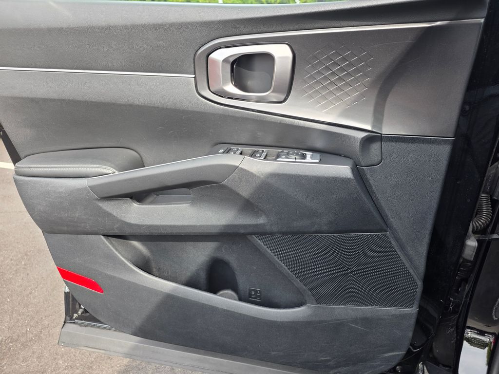 2023 Kia Sorento S photo 24
