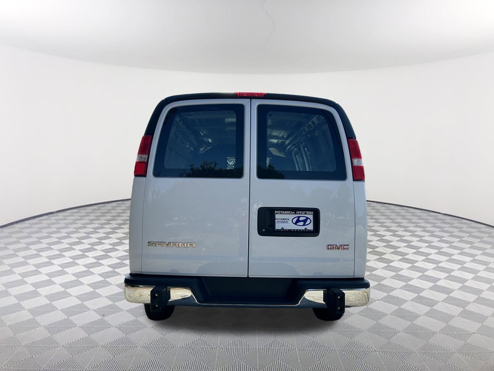 2023 Gmc Savana 2500 Cargo photo 4